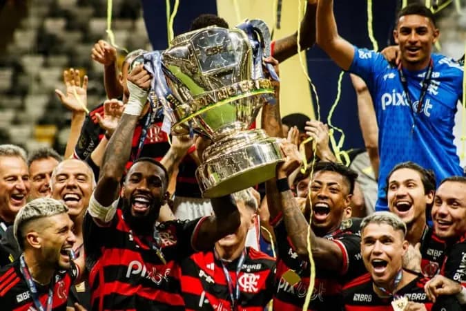 Flamengo concorre ao título de melhor clube do ano no Bola de Ouro 2026