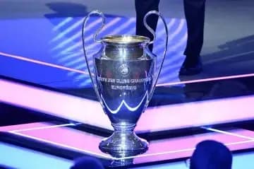 Uefa ameaça boicote a competições da Fifa após projeto de privatização