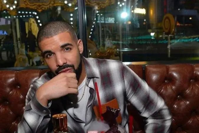 Drake perde equivalente a R$ 7,5 milhões em aposta na Argentina