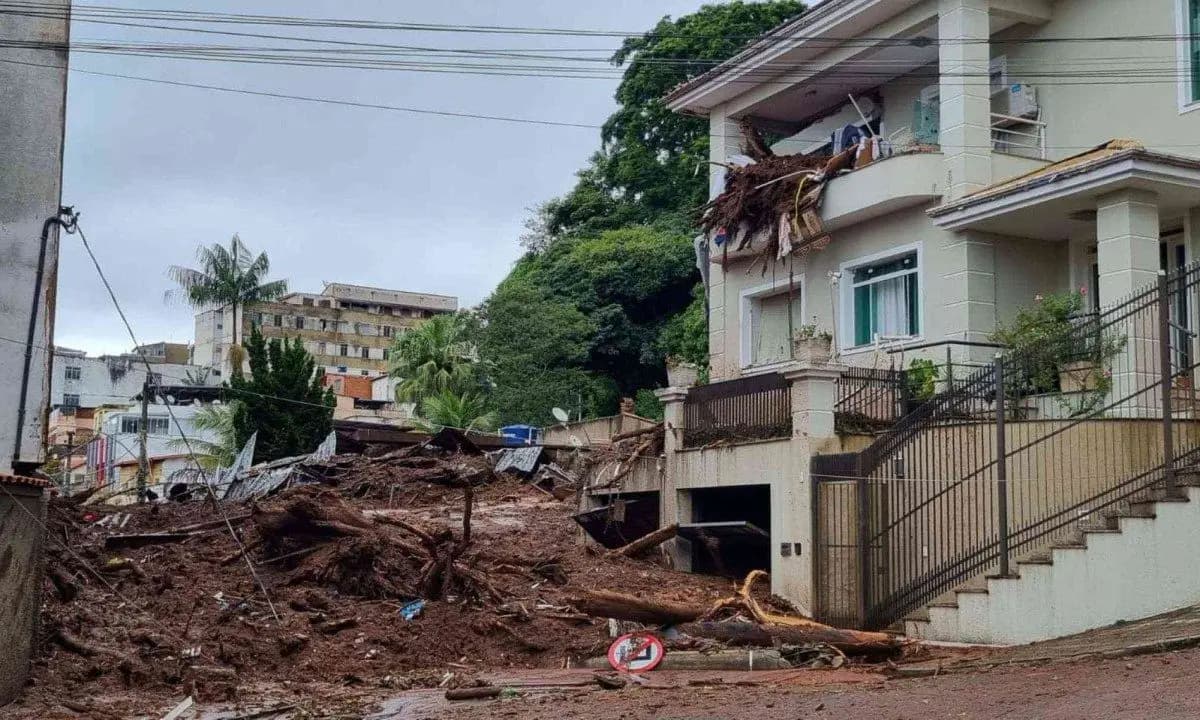 Sobe para 36 o número de mortes causadas pela chuva na Zona da Mata