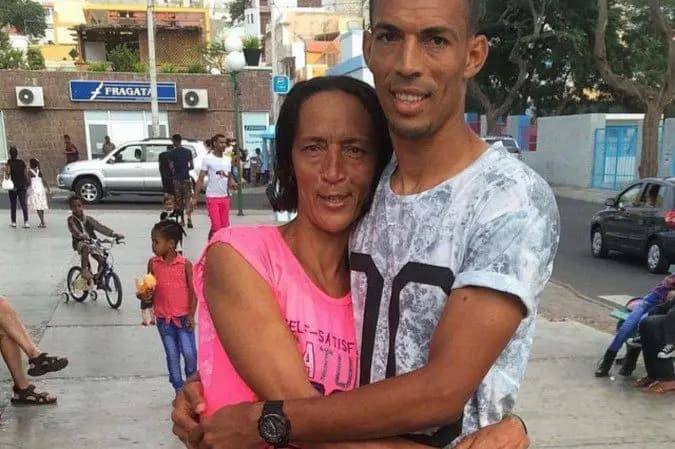 Mãe de Vozinha, goleiro de Cabo Verde, obtém visto para viajar à Copa