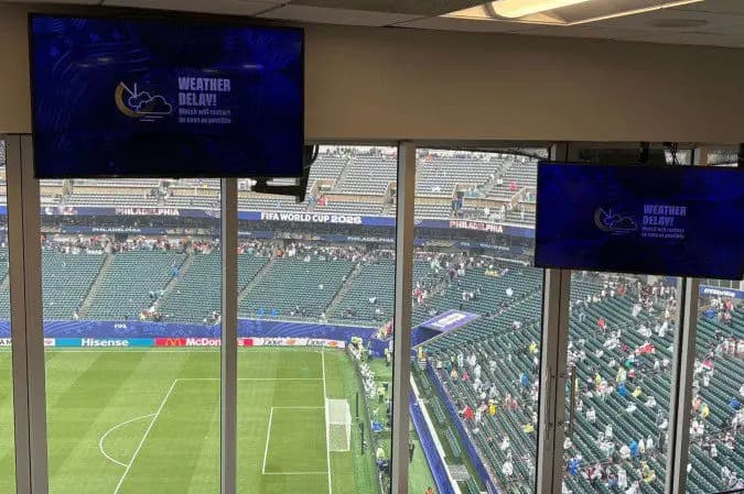 França x Iraque: tempestade na Filadélfia para jogo e esvazia estádio