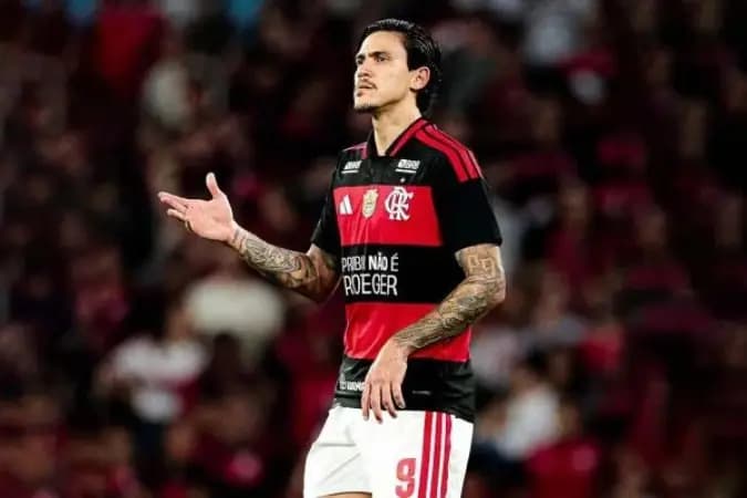 Substituído, Pedro vive período de "seca" no Flamengo
