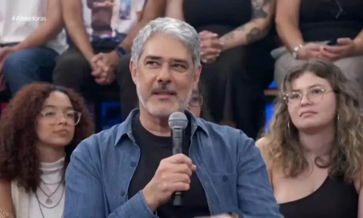 William Bonner ‘ameaça’ processar a Globo ao vivo; assista