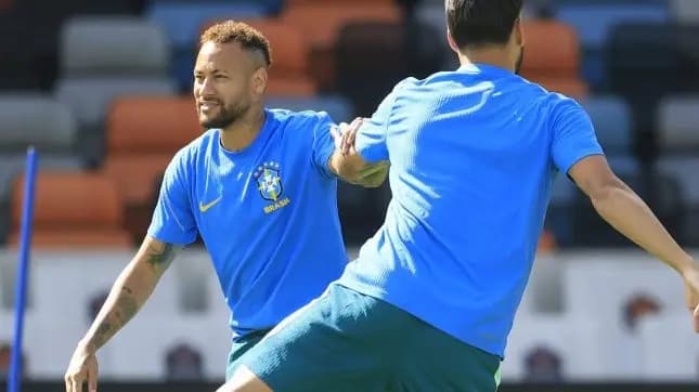 Ancelotti coloca condição para que Neymar jogue mais tempo em Brasil x Japão