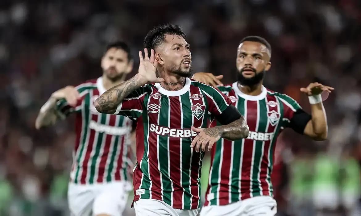 Confusão no Maracanã e "freguesia" gaúcha marcam noite de Brasileirão