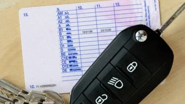 CNH e CRLV digitais: é seguro abandonar os documentos de papel?