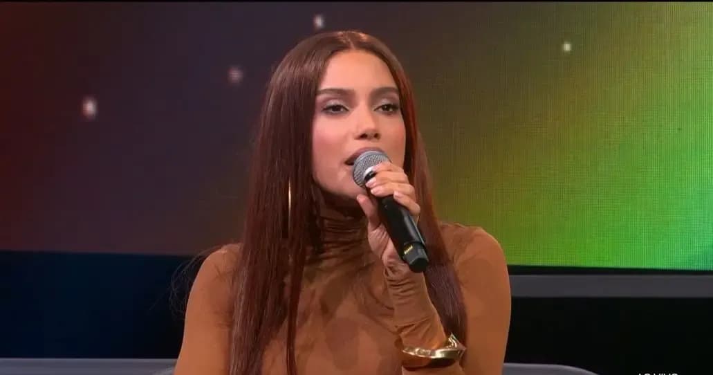 Anitta abandona ironia e dá lição de realidade ao vivo na Globo: ‘Não sou maluca’