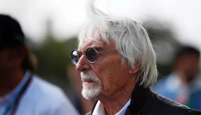 Ex-chefão da F1 é detido em aeroporto por transportar espingarda