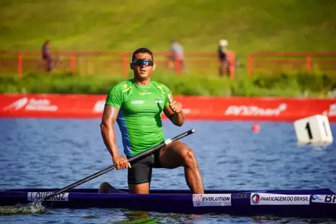 Mundial de Canoagem: Isaquias Queiroz fica em último na final dos 1.000m