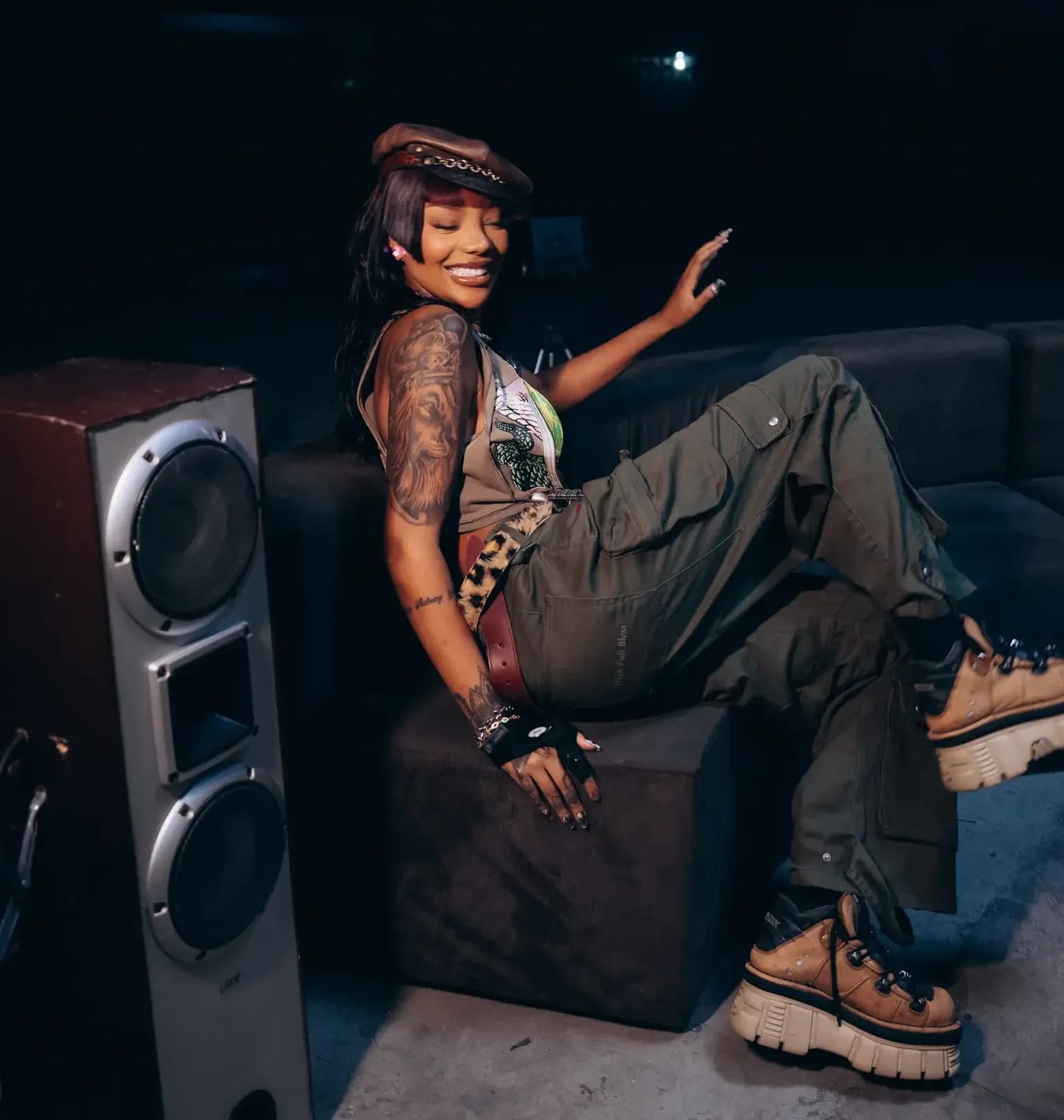 Ludmilla aposta no funk e grava clipe de novo hit de verão no Rio