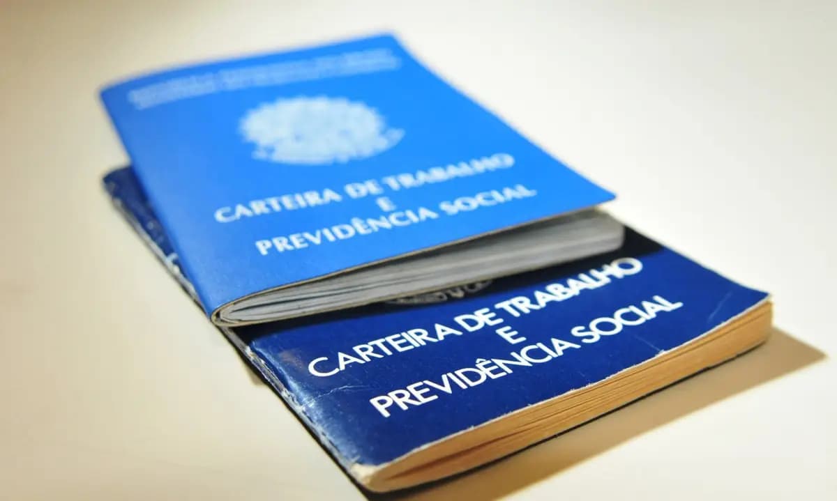 Pagamento do 13º salário tem parcela antecipada em 2026; veja datas