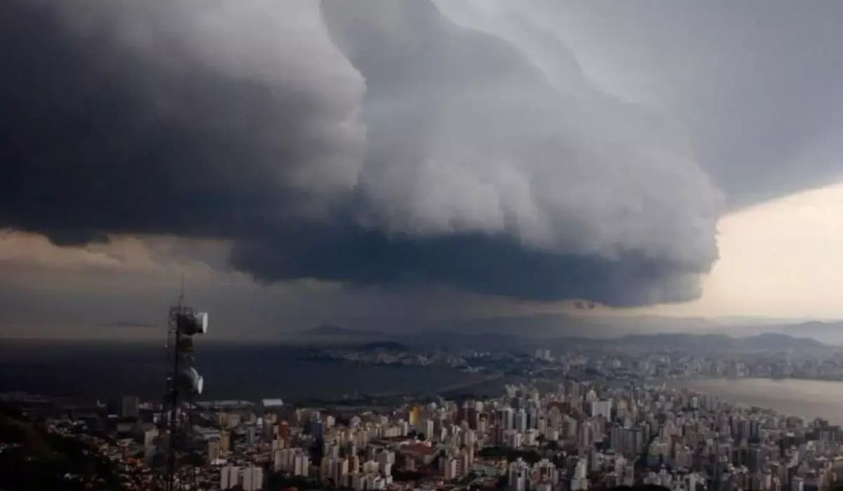 Por onde vai passar o ciclone-bomba? Veja previsão