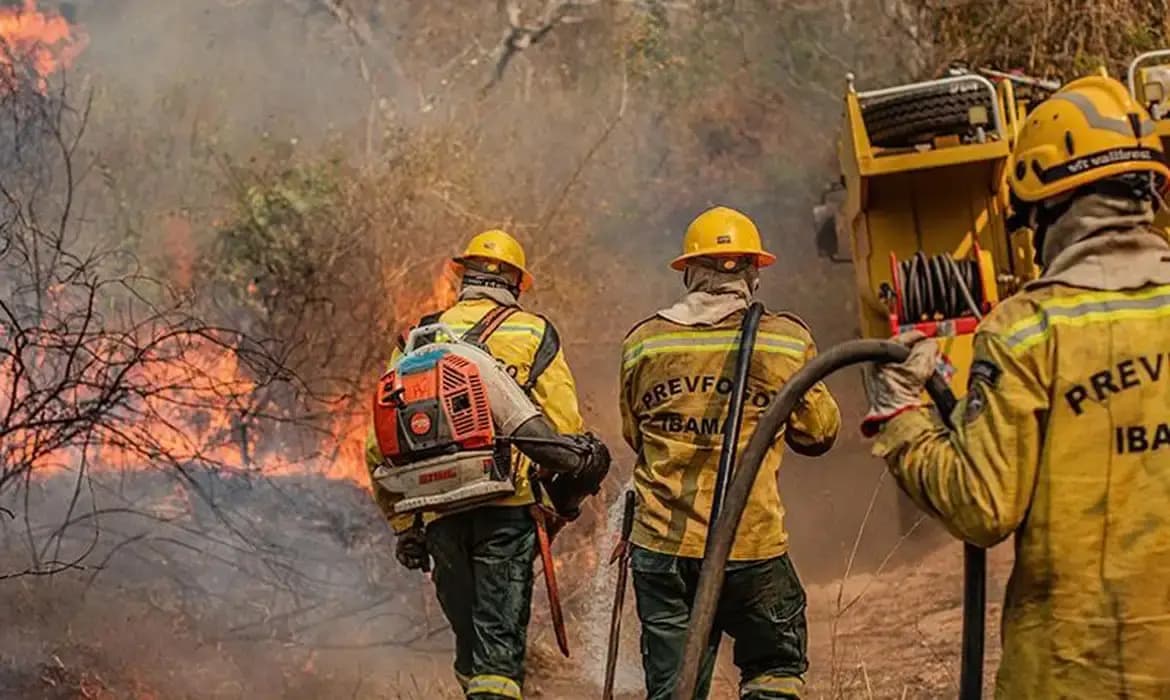 Força Nacional do SUS reforça atendimento no Amazonas após queimadas