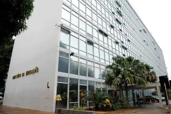 MEC detalha novo 'Enem dos professores' para concursos públicos