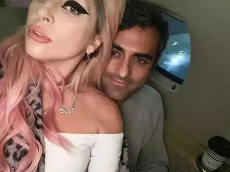 Lady Gaga escondeu nascimento da filha por 3 meses; veja nome e detalhes