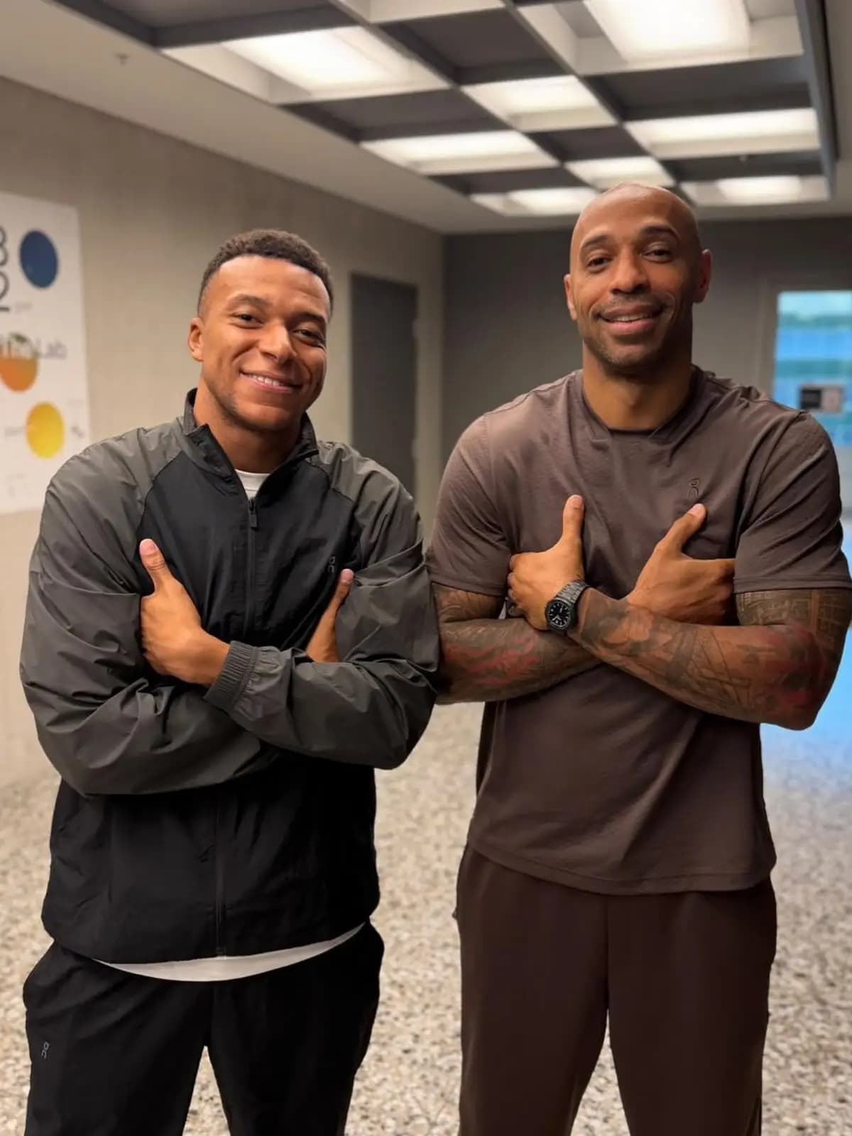 Kylian Mbappé troca Nike pela marca suíça On