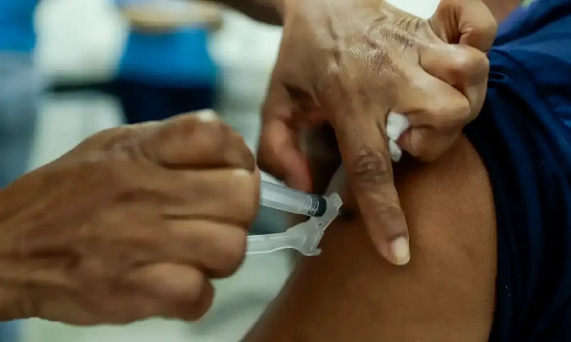 Campanha Nacional de Multivacinação começa nesta segunda (3/8)