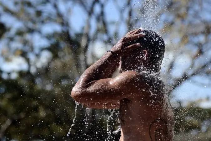 Onda de calor terá pico de 41°C e alerta vermelho em oito estados