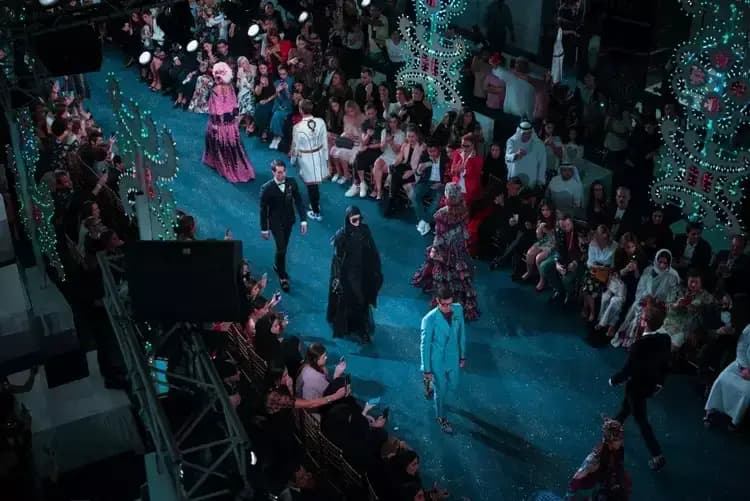 Arroz, feijão e abdômen definido: como modelos se preparam para a SPFW