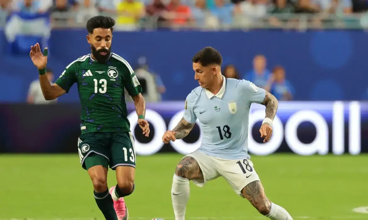 Uruguai arranca 1 a 1 com Arábia Saudita em estreia do Grupo H da Copa