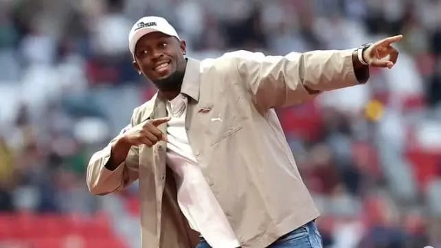Robô supera marca de Usain Bolt nos 100m e velocista reage