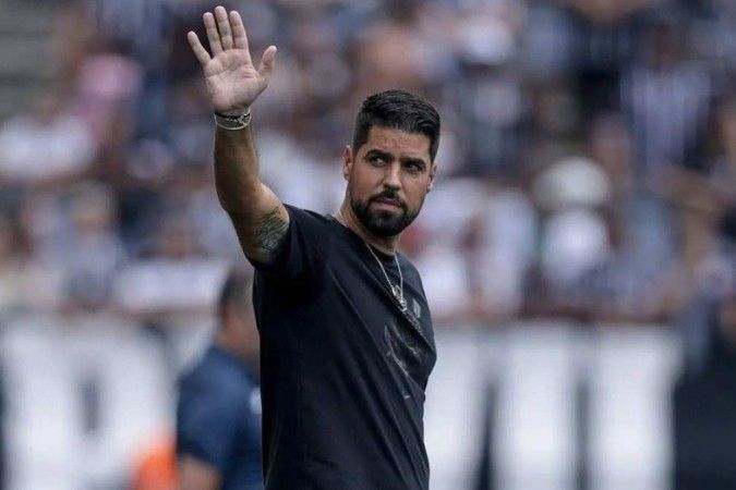 Corinthians demite técnico António Oliveira após derrota para o Palmeiras