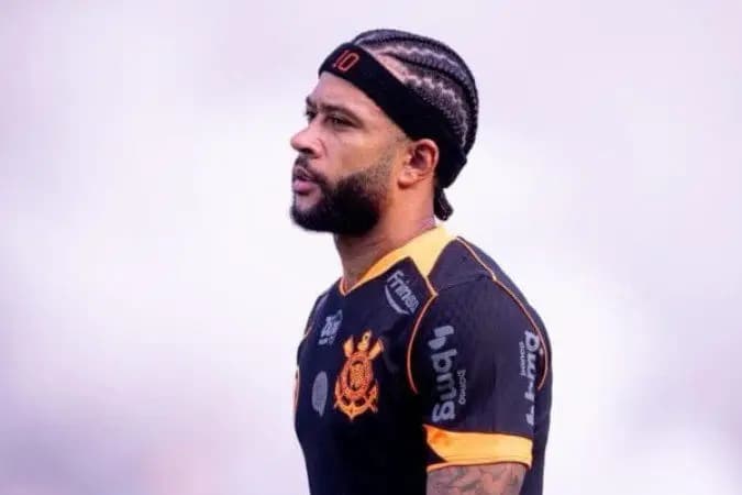 Corinthians confirma que não renovará contrato de Memphis Depay
