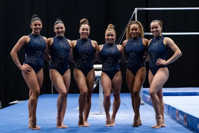 Rebeca Andrade lidera o Brasil no Mundial de Ginástica Artística