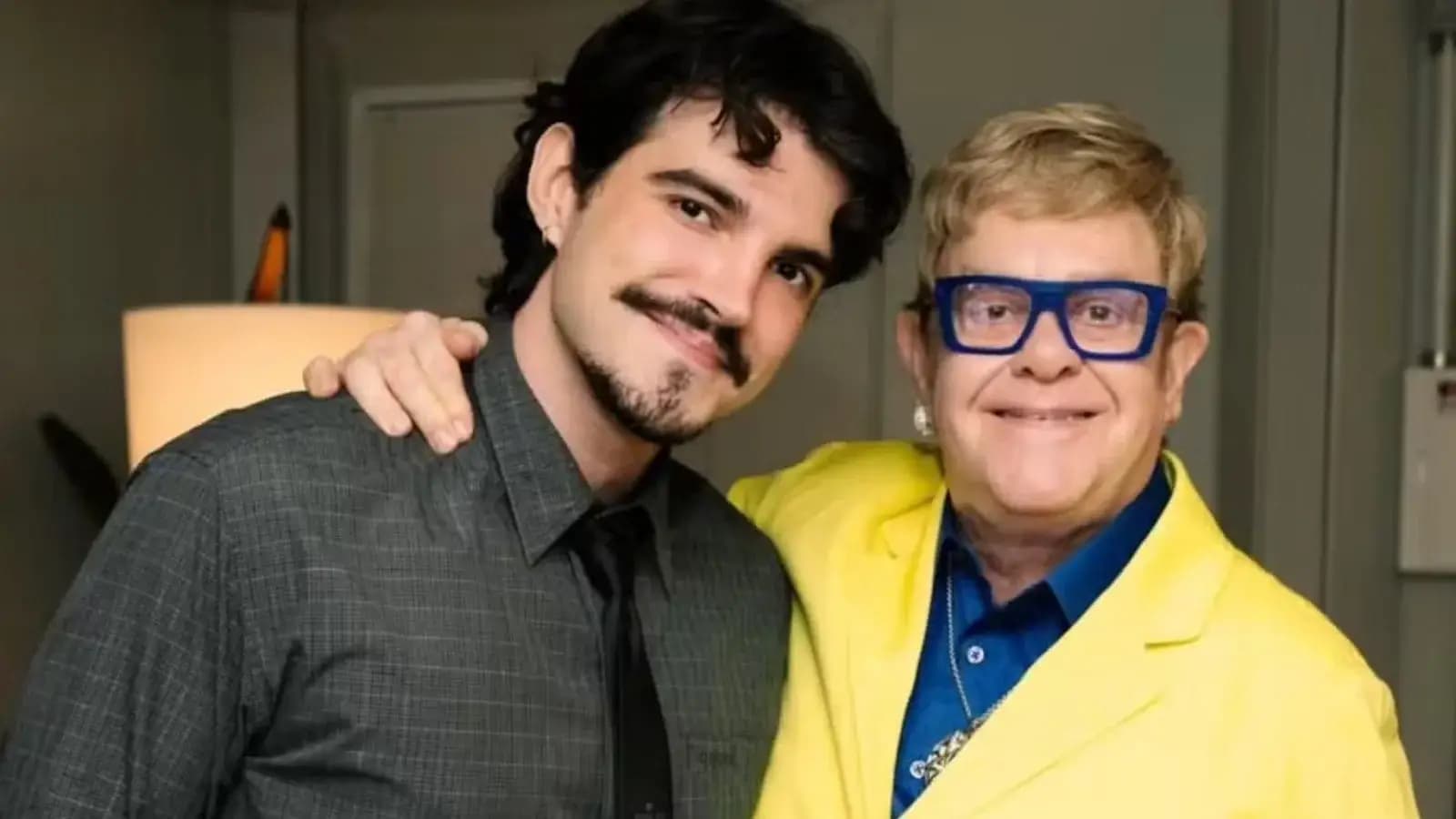 Elton John elogia Jão, e brasileiro tieta ídolo no Rock in Rio: 'Maravilhoso conhecê-lo'