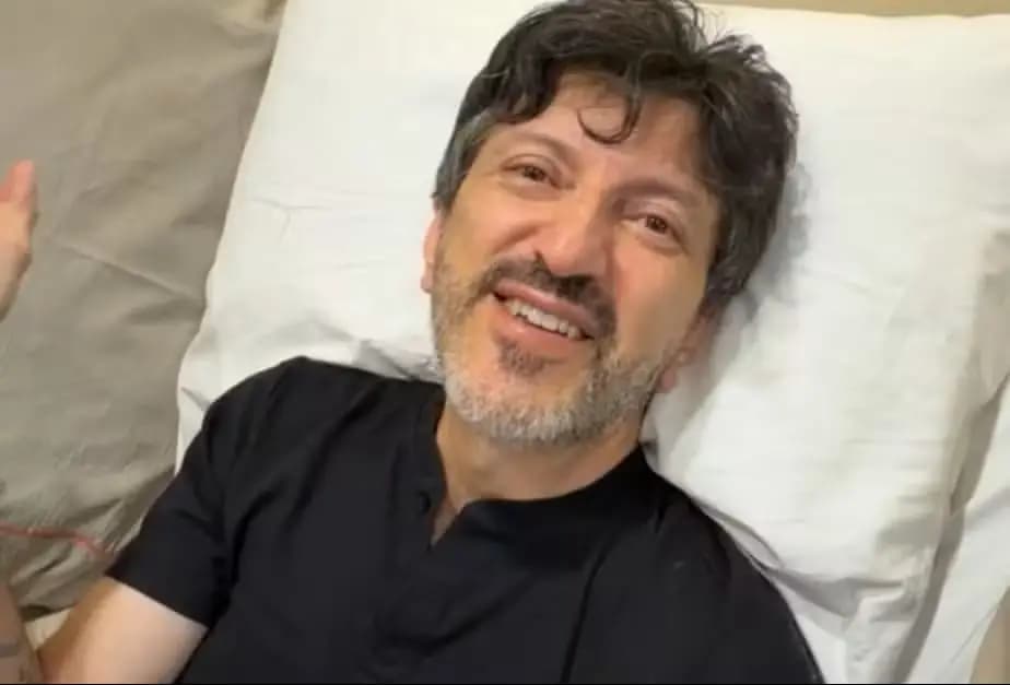Lito Sousa comemora 4 milhões de inscritos durante internação