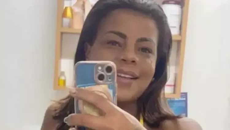 Tati Quebra Barraco passa por harmonização nos glúteos e exibe na web