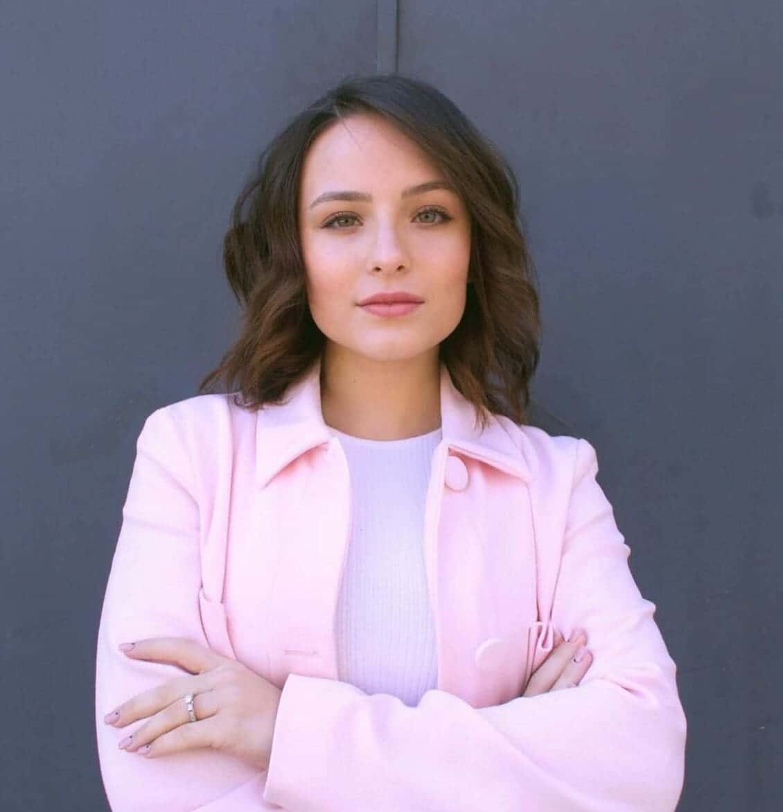 Larissa Manoela revela mudança drástica na carreira e anuncia nova fase