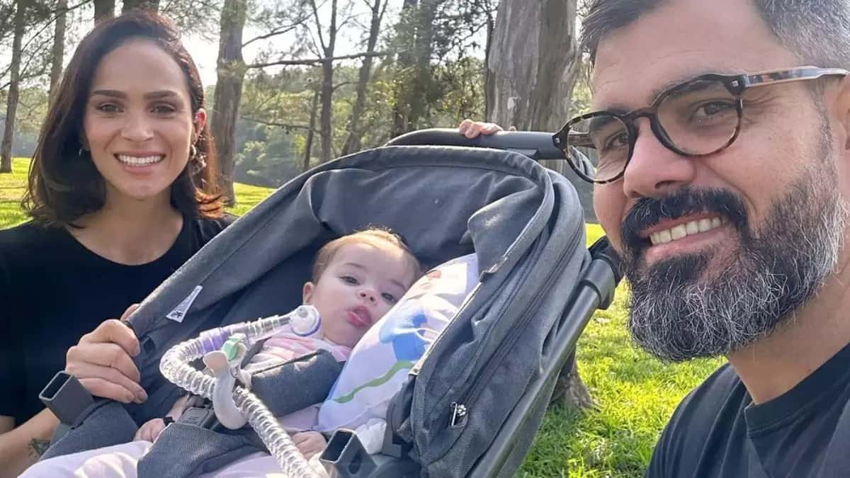 Filha de Juliano e Letícia Cazarré é internada na UTI pela sétima vez
