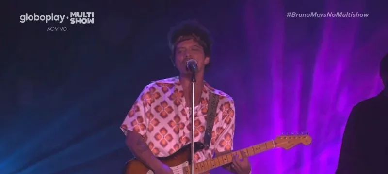 Bruno Mars incendeia The Town com “Evidências”; vídeo