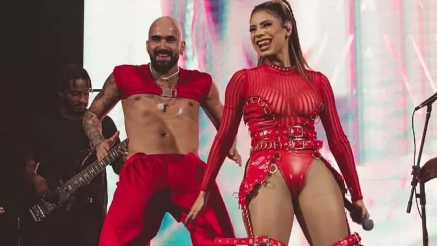 Lexa afasta bailarino da equipe em meio a rumores de traição