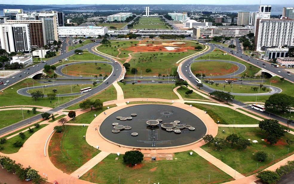 Brasília entra no clima de festa; veja programação de aniversário da cidade