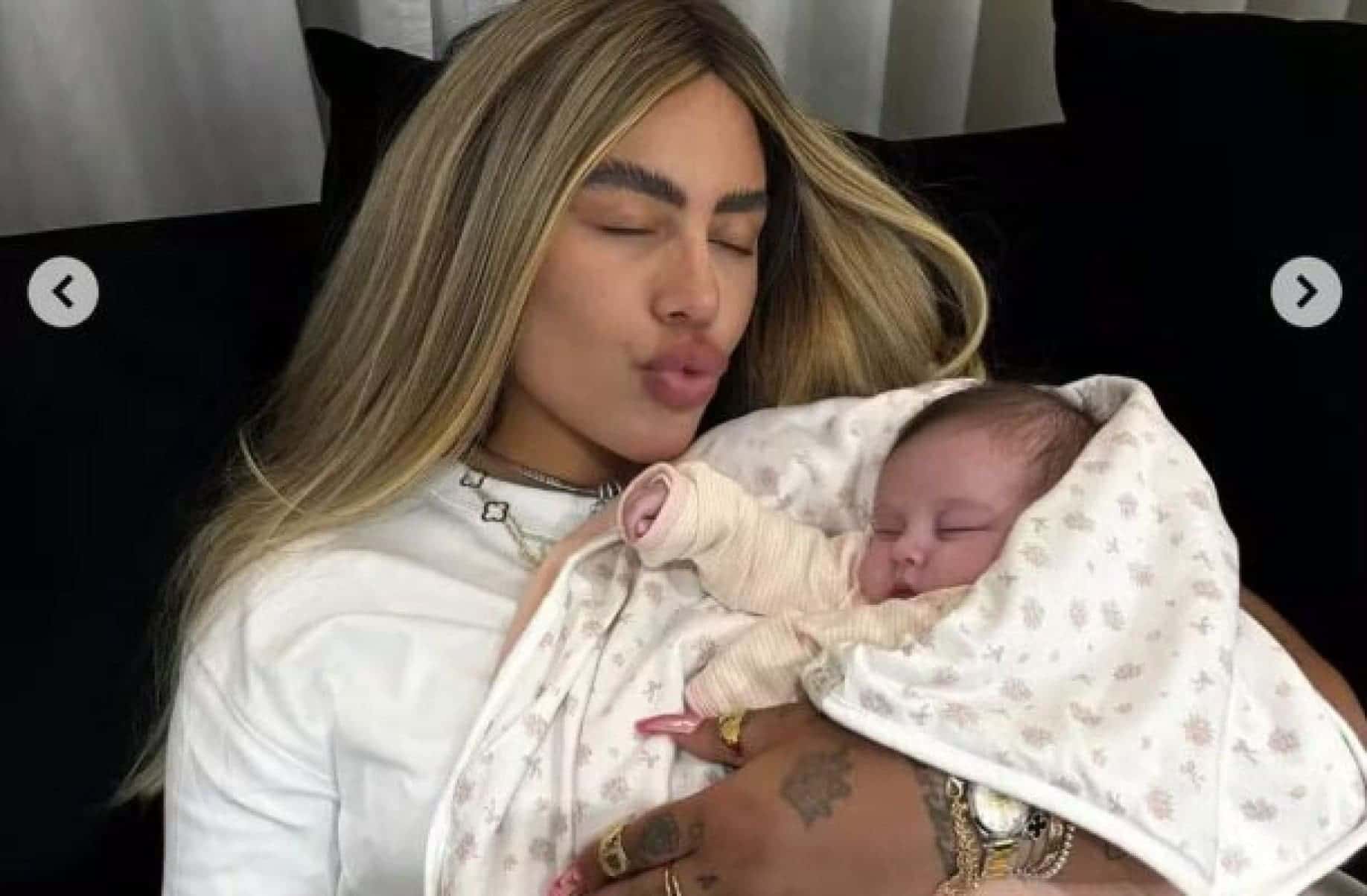 Rafaella registra momento fofura com Helena, filha mais nova de Neymar