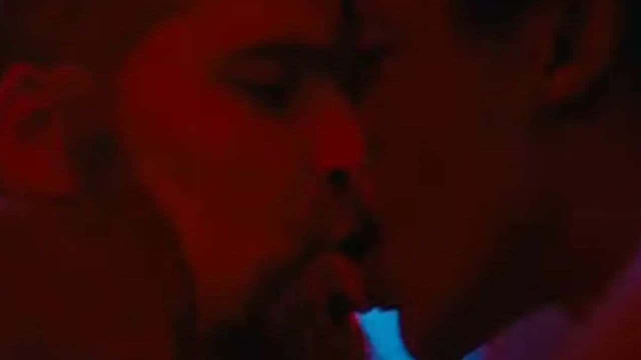 Cena de sexo gay entre Bruno Gagliasso e Patrick Congo deixa web chocada
