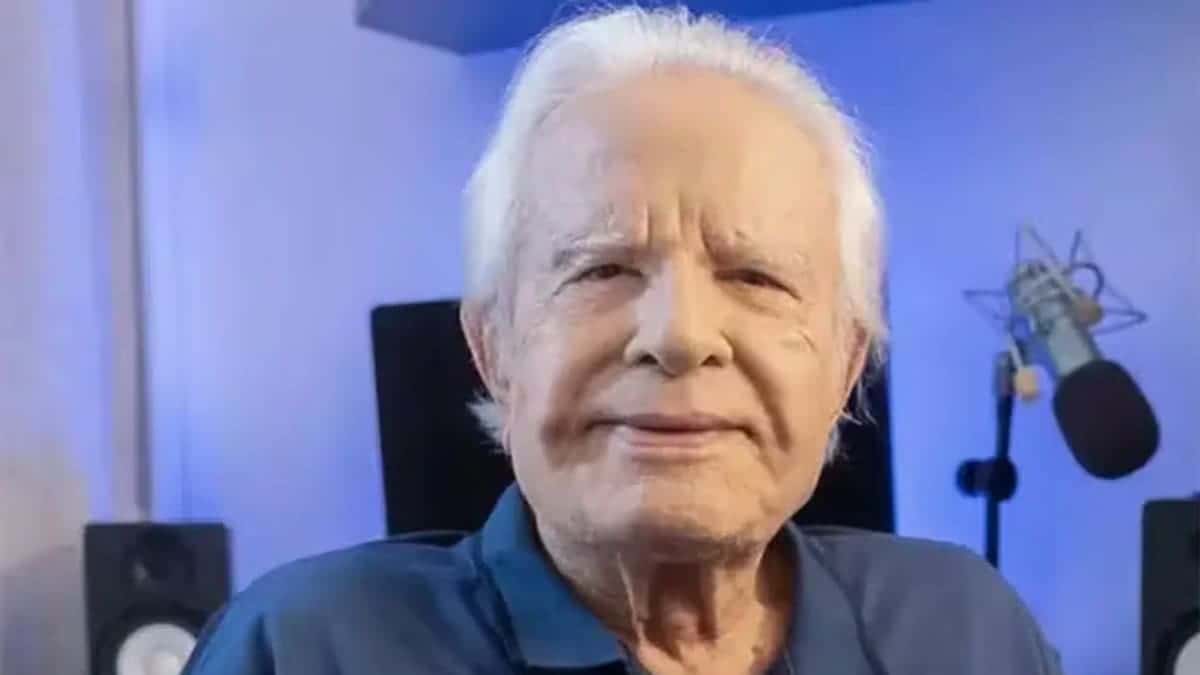 Famosos lamentam a morte do apresentador Cid Moreira