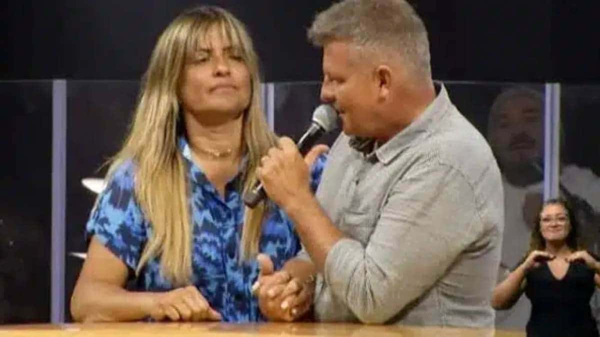 Caos na Bola de Neve: Pastora ‘toma’ igreja e demite funcionários