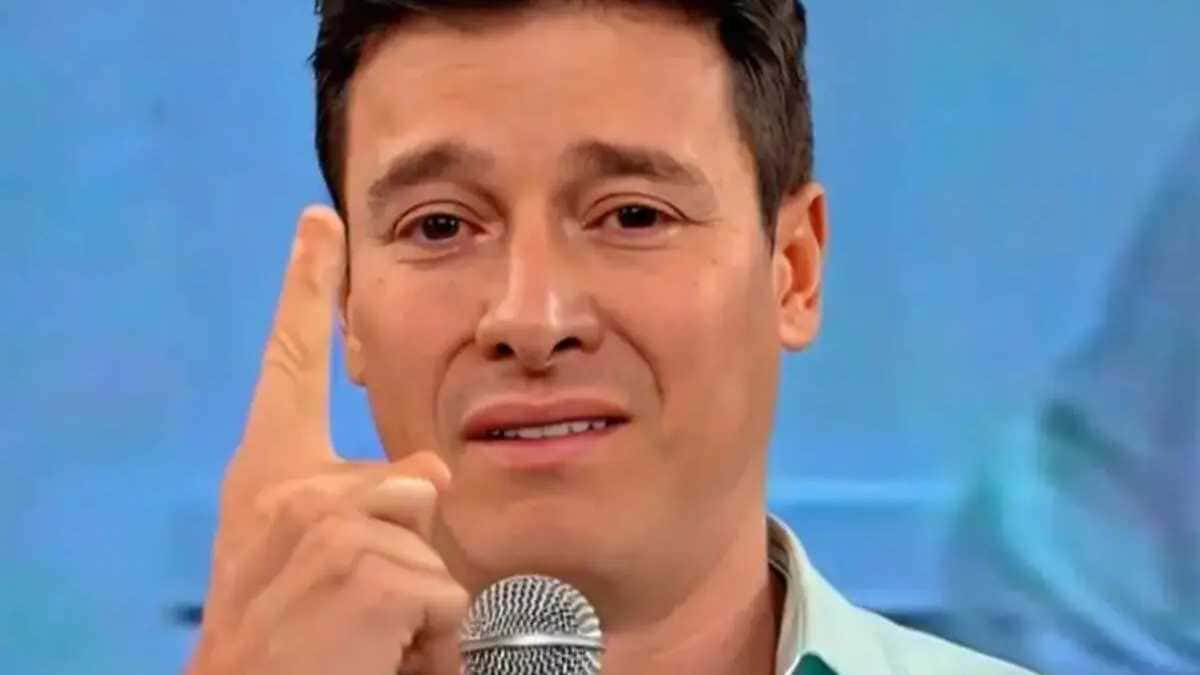 Desligado da Record, Rodrigo Faro disse há 2 meses que não queria sair da emissora