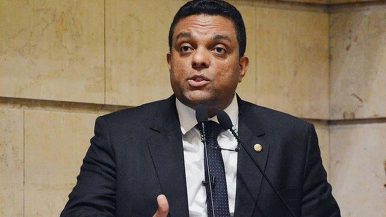 Disputa na FPE: por que bolsonaristas rejeitam Otoni de Paula