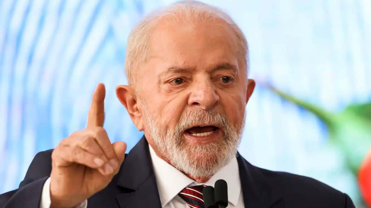 Lula sanciona lei e seguro DPVAT não será cobrado em 2025