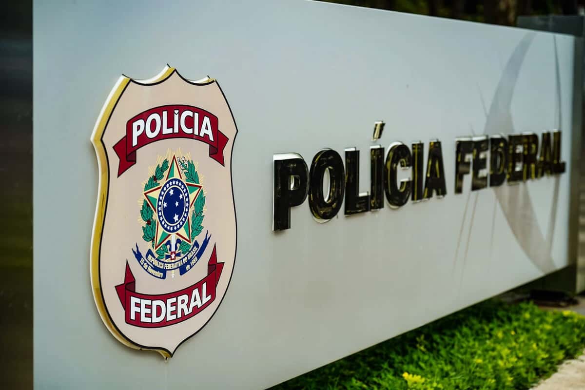 Polícia Federal: Inscrições vão até 21/05; salários de até R$ 11 mil