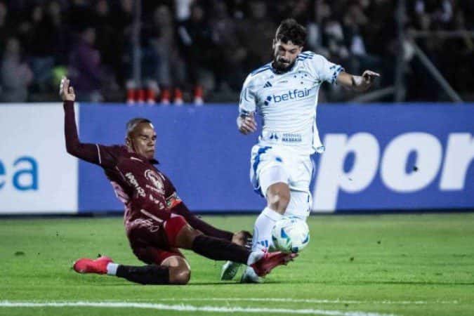 Cruzeiro empata com Mushuc Runa e é eliminado da Sul-Americana