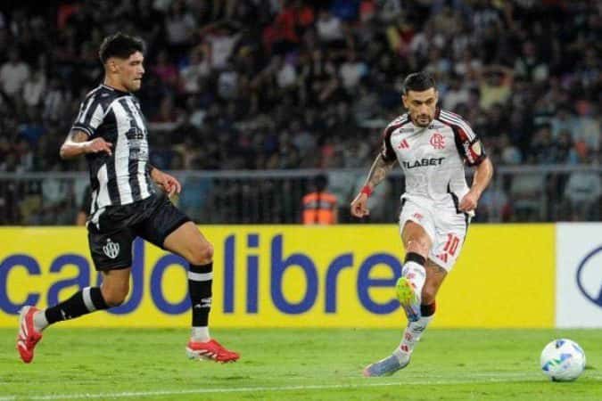 Flamengo só empata com Central Córdoba e segue em alerta na Libertadores