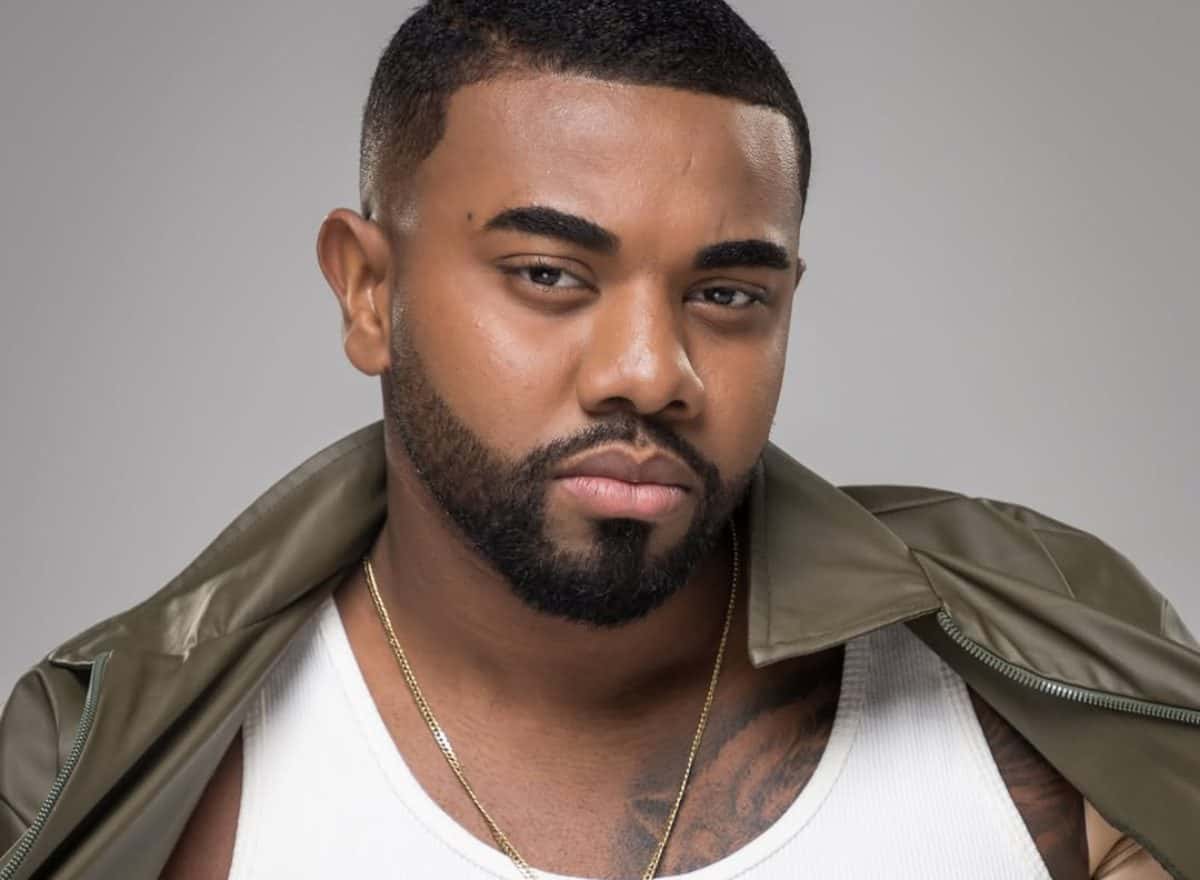 Davi Brito comemora um mês sem ingerir álcool: ‘Vício’