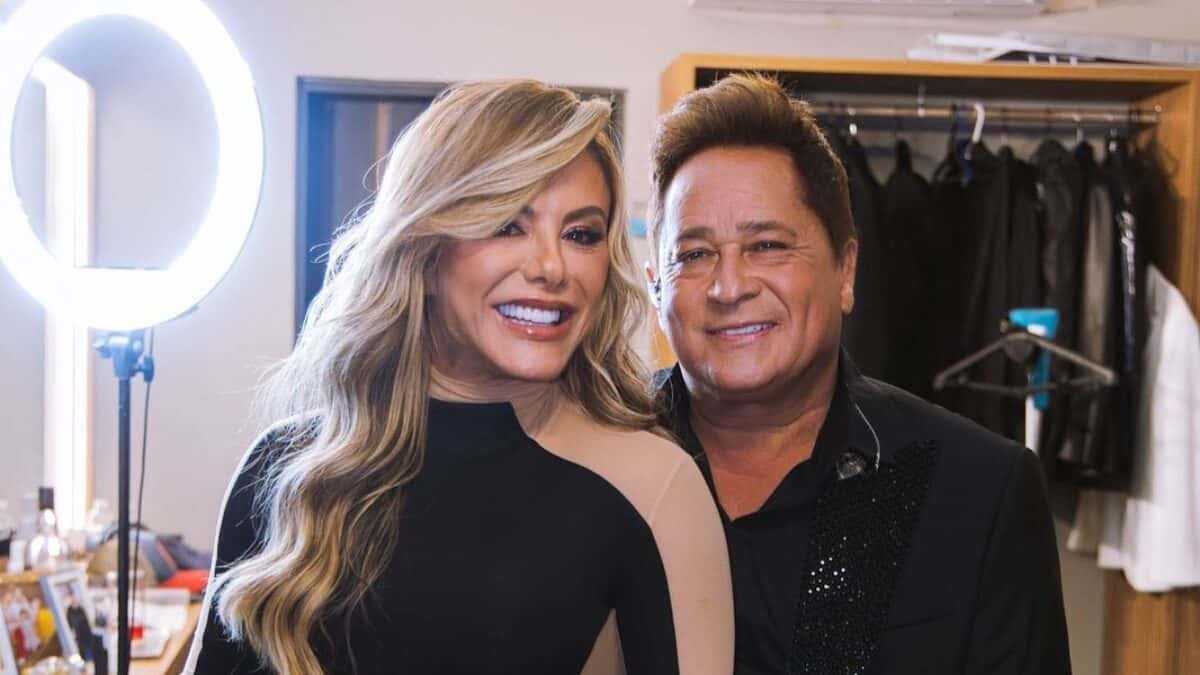 Aos 62 anos, Leonardo revela seu segredo para manter o bom desempenho sexual com a esposa, Poliana Rocha