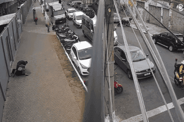 Homem agride mulher na rua, sistema de vídeo flagra e agentes são acionados